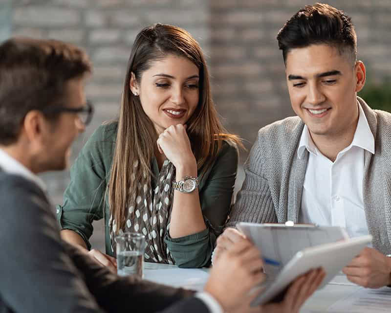 Book a free consultation to discuss your refinancing optons